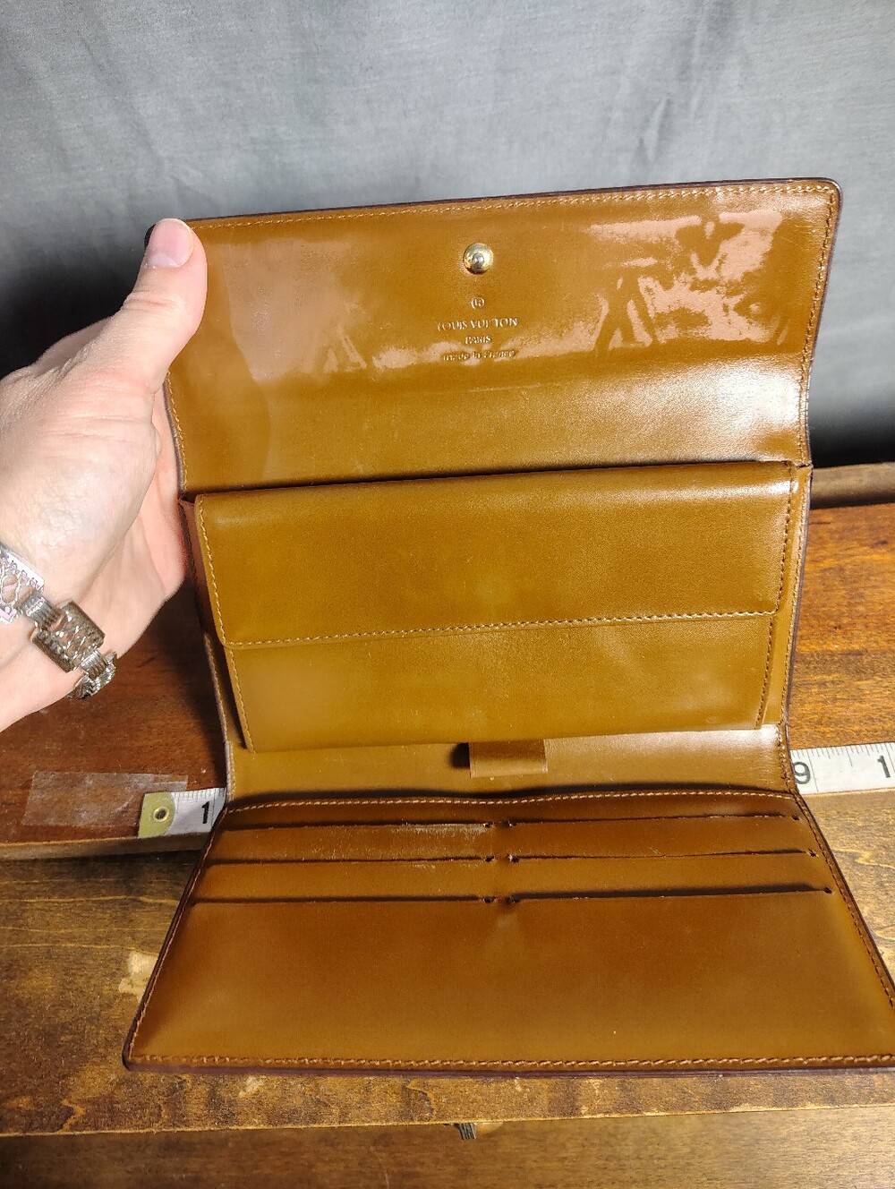 Louis Vuitton Metallic Gold Vernis Top-Handle Bag with Matching Wallet - Picture 11 of 13